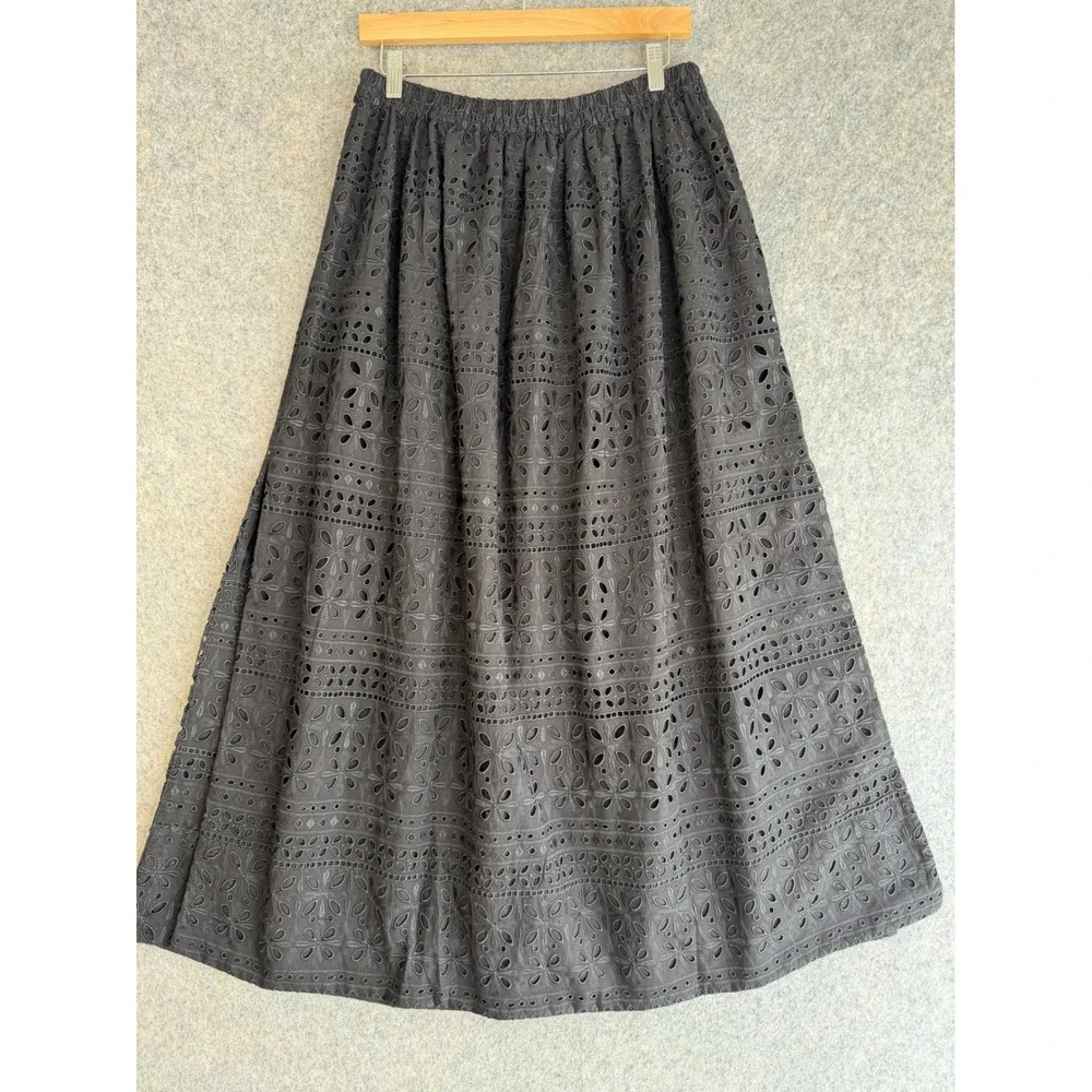 J Crew Eyelet Maxi Skirt Womens M Black Cotton Blend Elastic Waist Cottagecore